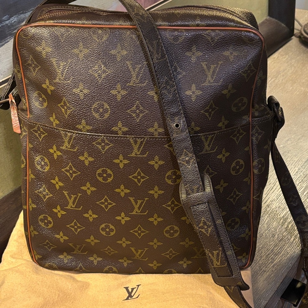 Louis Vuitton GM Marceau Messenger Bag Vintage w/ COA - Picture 5 of 16